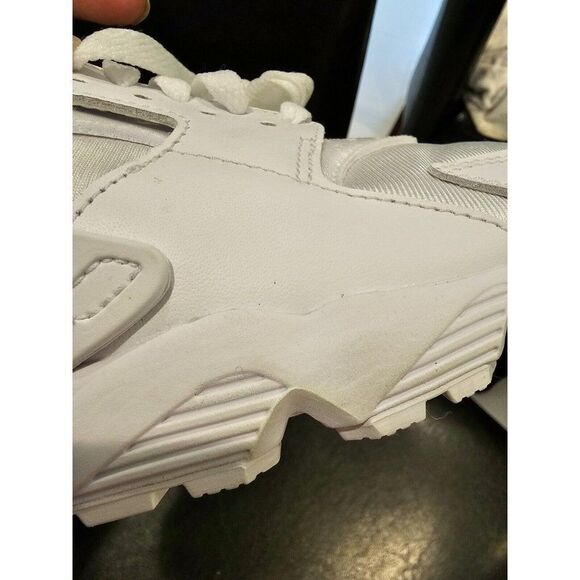 Nike Air Huarache White/Pure Platinum DH4439-102 Women's Size 6 Men's Size 4.5 - Picture 16 of 16